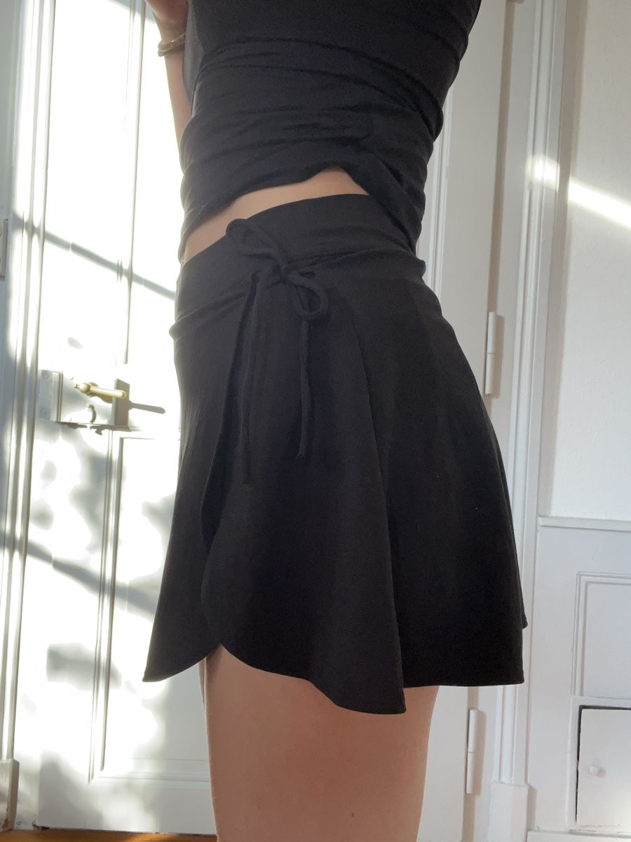 Röcke: Schwarzer Tennisrock, Skort – Gebraucht aus Bern von sosophie 1