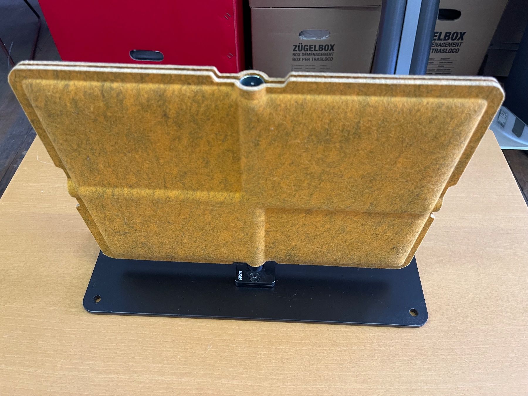 USM Sonstige Baumaterialien: USM Privacy Panel Fussplatte (gross) für Modul-Elemente – Gebraucht aus Wil SG von HappyC 2