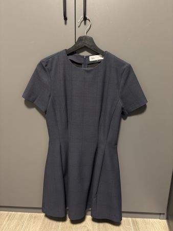 Zara Kleid kariert dunkelblau Grösse S Zustand NEU
