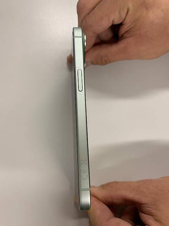 Telefoni cellulari / Smartphones: Iphone 15 / 128gb – Usato da Wallisellen venduto da Jabbes10 2