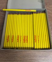 Bleistifte 82 Stueck neu