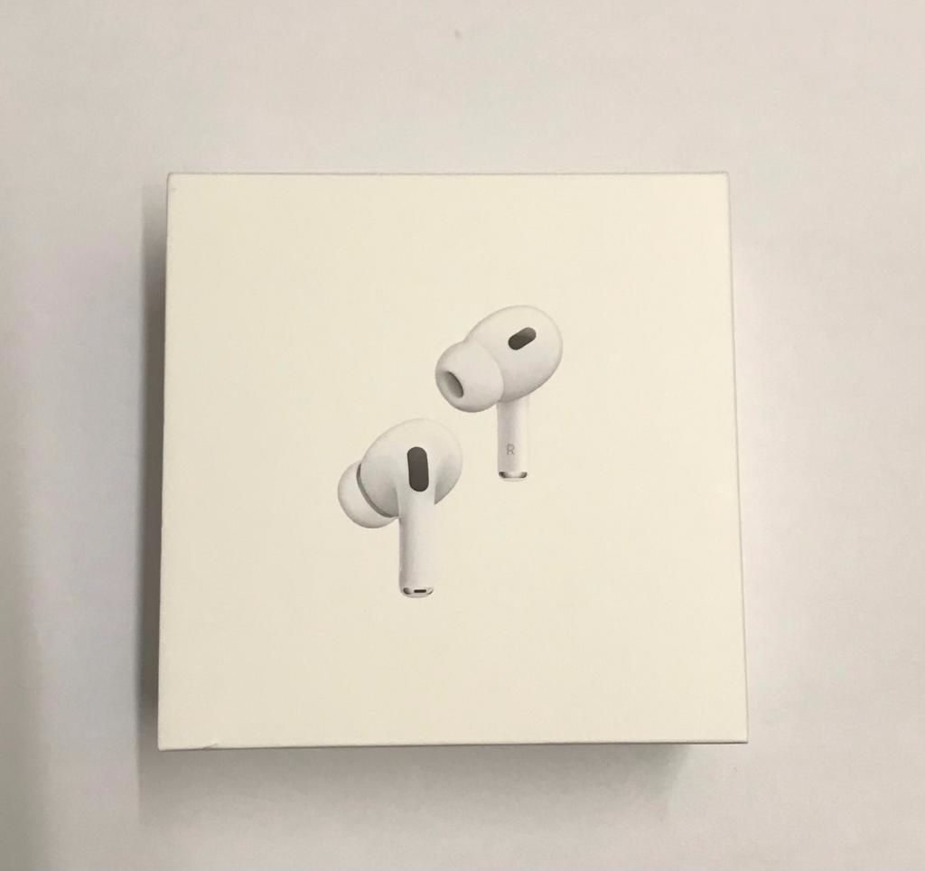 Apple Cuffie: APPLE AirPods PRO 2nd generation Original – Nuovo e nell'imballaggio originale da Zug venduto da OrturMullerMac