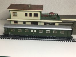 ÖSTEREICHISCHER OLTIMER PERSONENWAGEN H0
