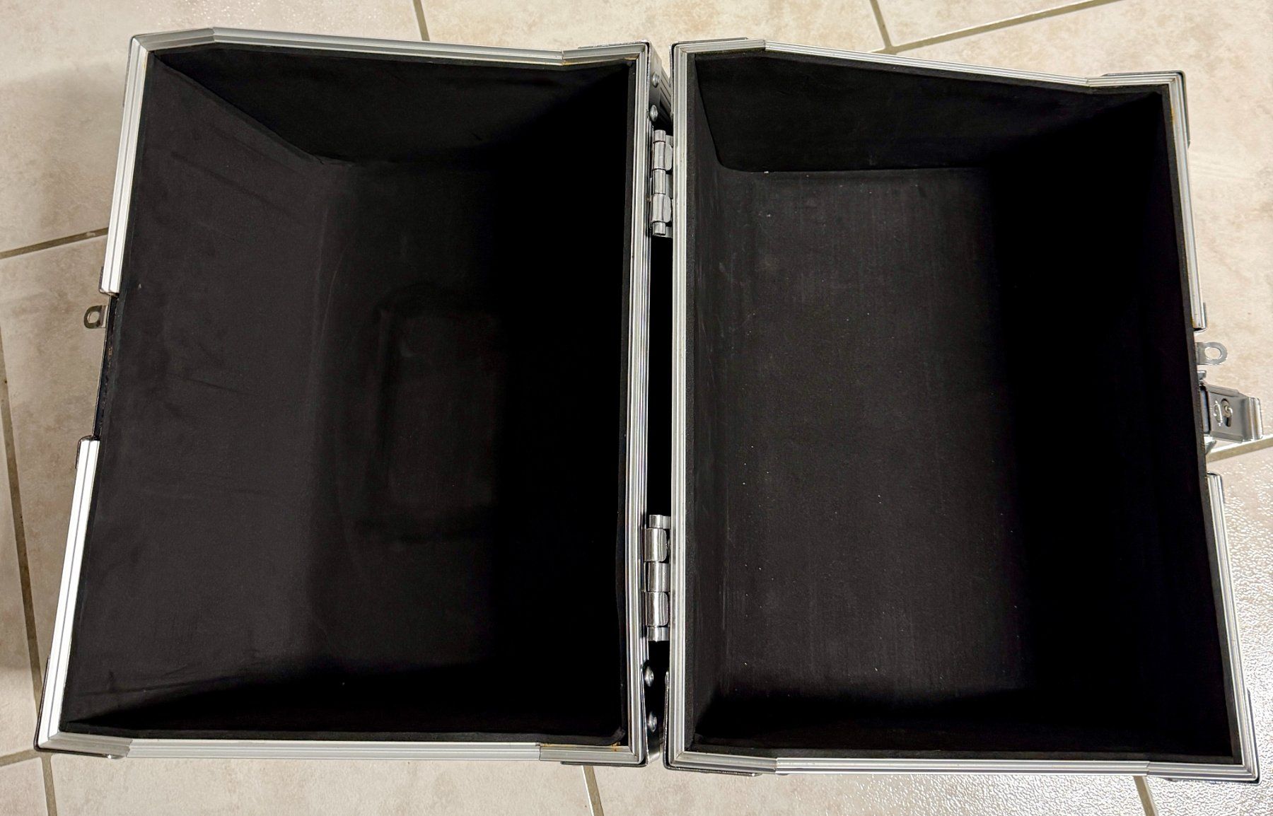 Reisekoffer: Reloop 80 Record Case – Gebraucht aus Höri von PSMarinho 2