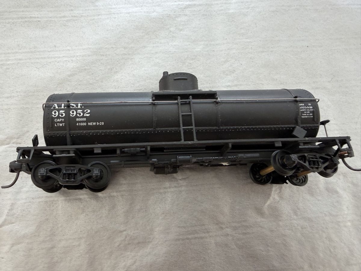 Athearn Modellini di ferrovie: wagon-citerne Athearn – Usato da Echallens venduto da JAR69 1