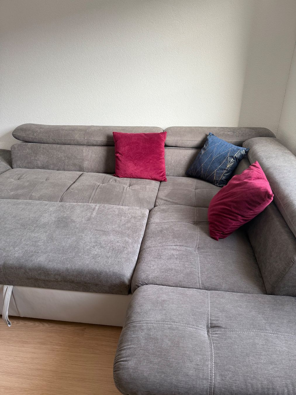 Divani: Canapé d'angle gris 2m65 x 2m05 bon état – Usato da Corgémont venduto da flo_tzq2 1