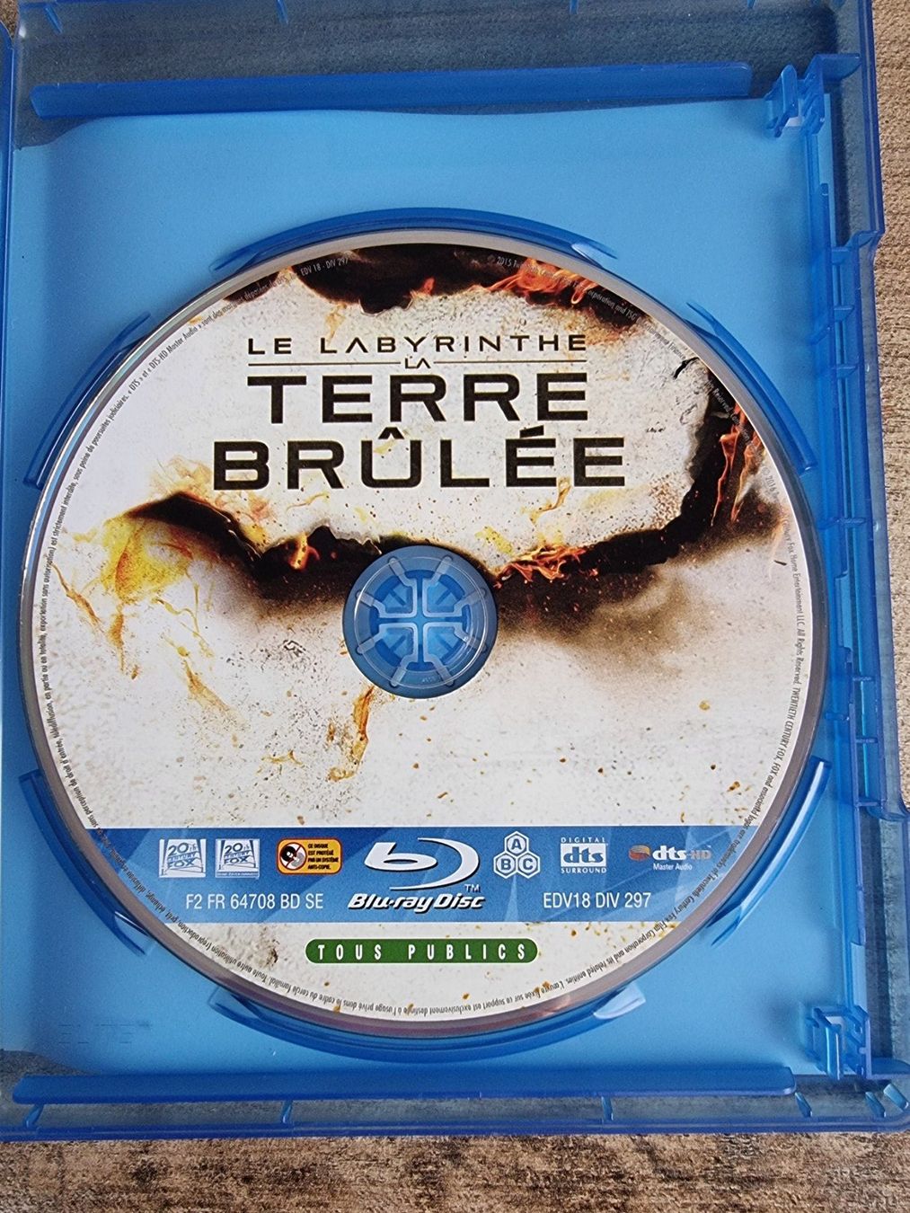 Tous les DVDs: Le Labyrinthe : La Terre brûlée – D'occasion à Chavannes-près-Renens par XWR4 2