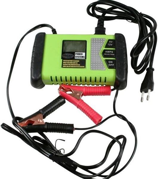 Akkus & Batterien: Batterie-Ladegerät 6 /12 Volt 5 Ampere – Neu und originalverpackt aus St. Gallen von schnaeppchen-preise