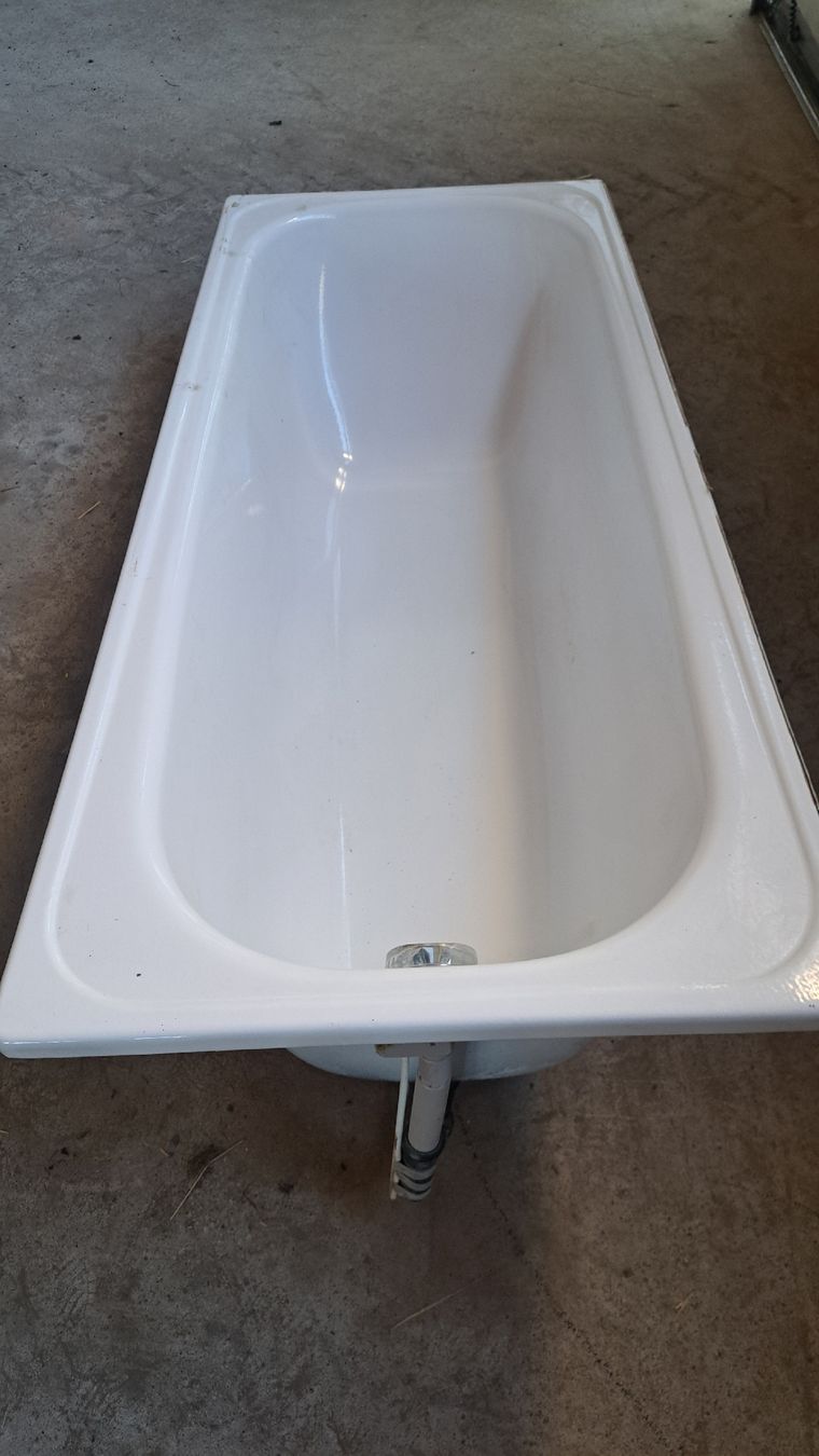 Vasche da bagno: Badewanne alt – Usato da Maschwanden venduto da stein856