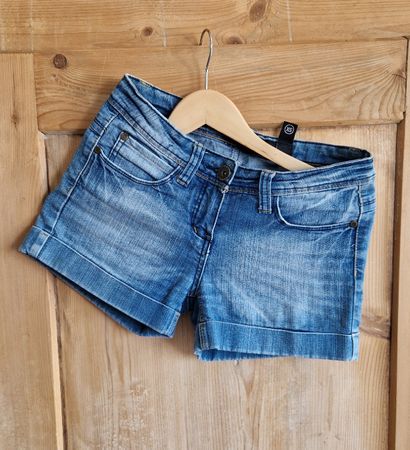 Shorts, Kurze Jeanshose XS, Top Zustand für Sommer!