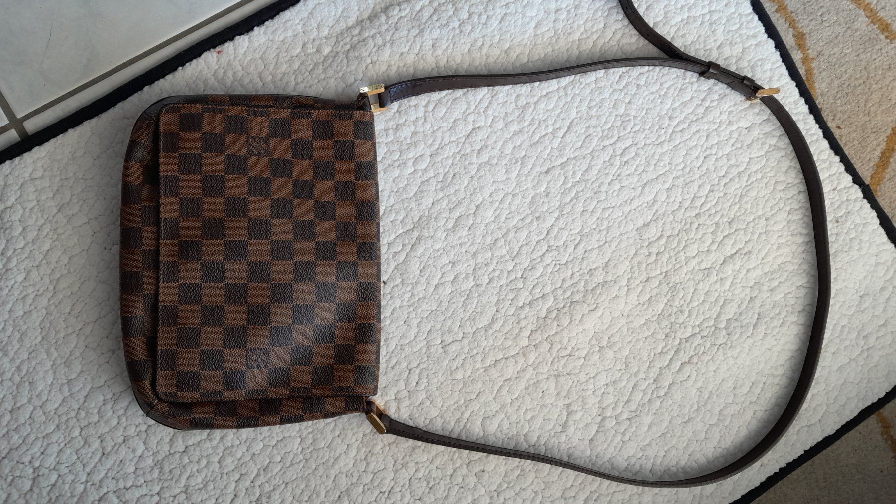 Louis Vuitton Altro in  Abbigliamento & Accessori: Sac Louis Vuitton Damier – Usato da Grimisuat venduto da Loulou03 3