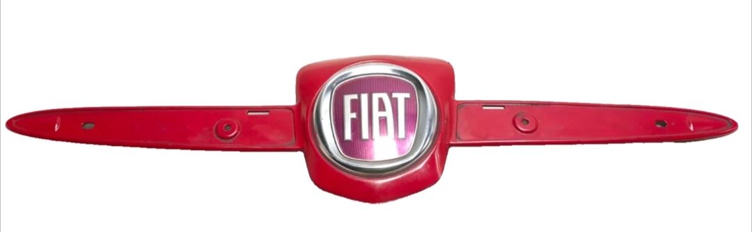 Abarth Tutti pezzi di ricambio auto: Fiat 500 Abarth Frontemblem Leiste – Usato da Tobel venduto da I.L