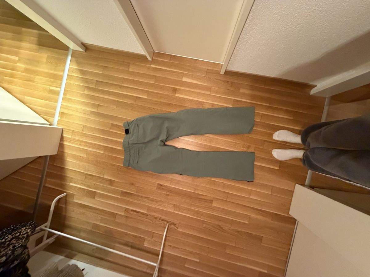 Kleiderpakete: Skihosen und Skipullover – Gebraucht aus Steinhausen von Cemu 3