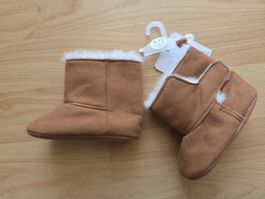 Stiefel braun Fell Grösse 9-12 Monate neu mit Etikett