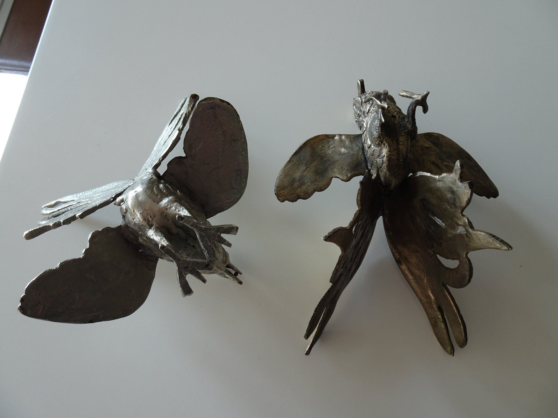Statuette: 1 Paar Kampfhähne, Metall – Usato da Vitznau venduto da Mina60 7
