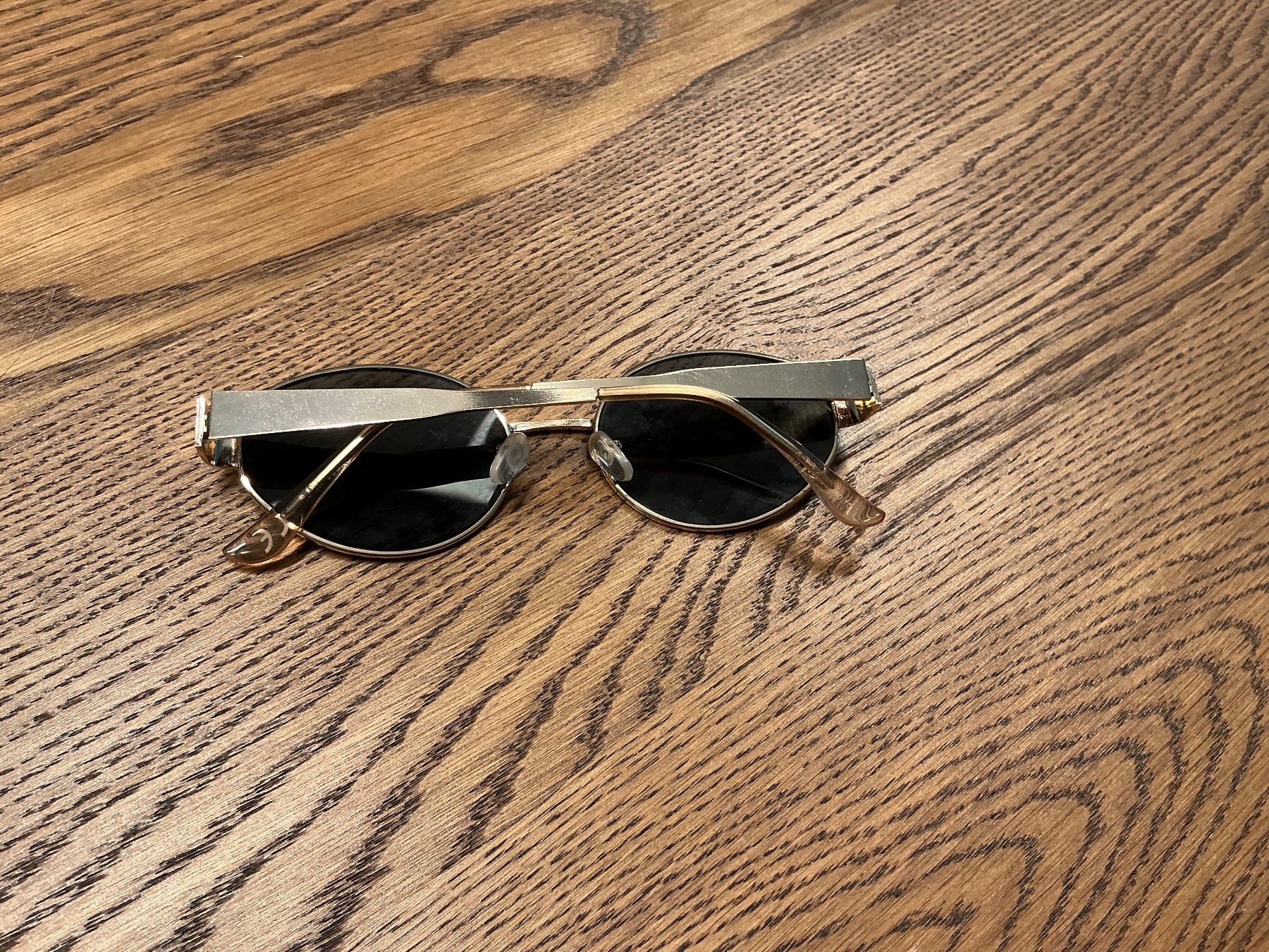Occhiali & Lenti: Vintage Sonnenbrille mit Goldrahmen – Usato da Würenlos venduto da sweety5436 2