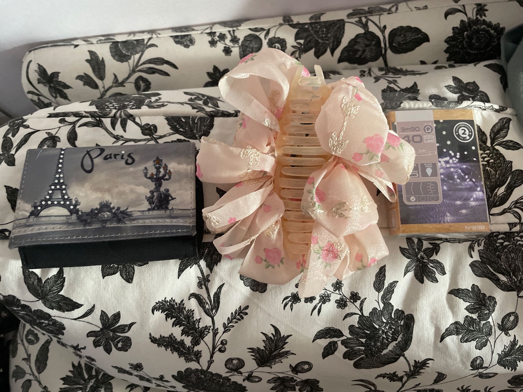 Haarschmuck: Accessoires – Gebraucht aus Lausanne von log_rrq7
