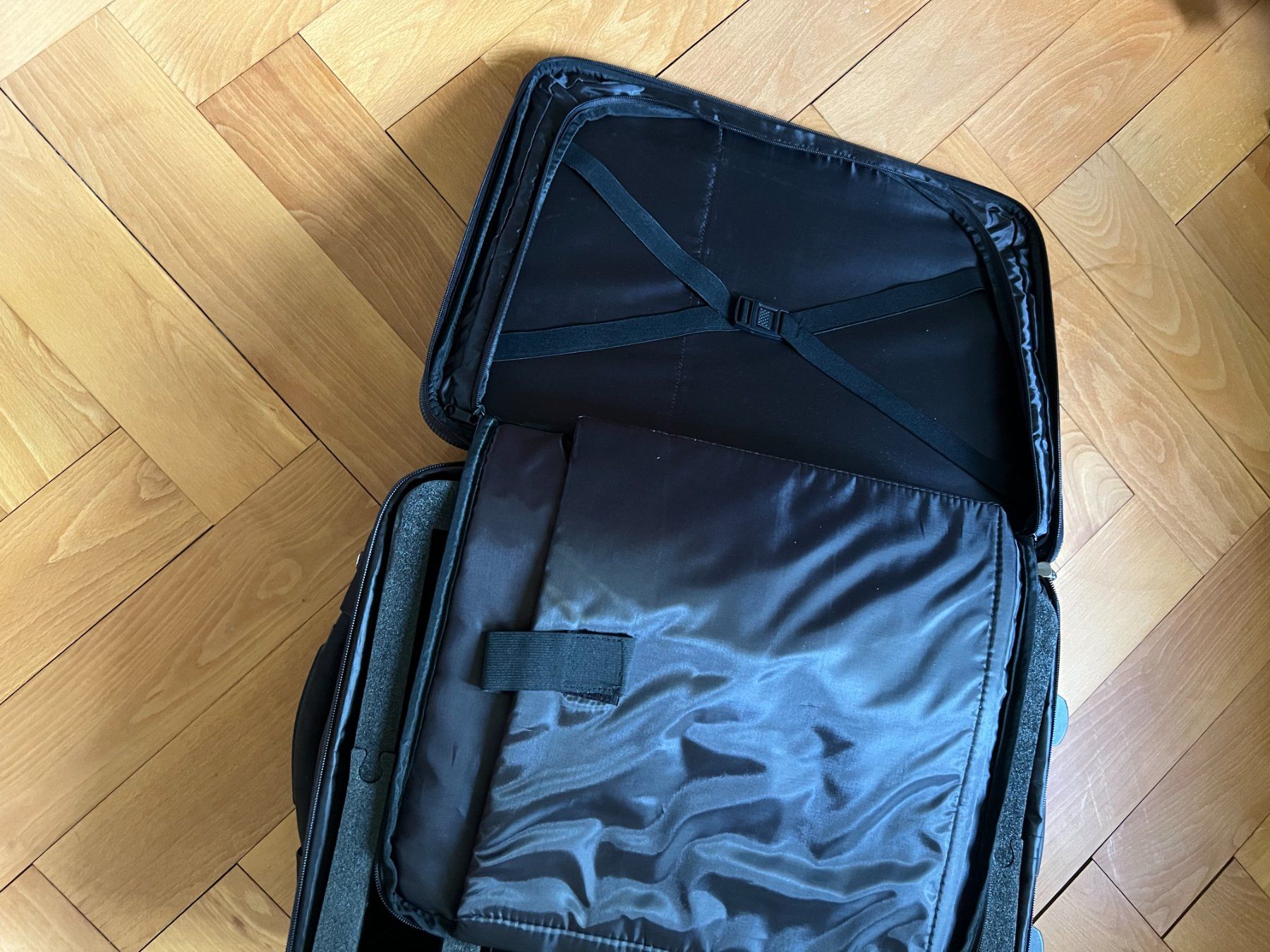 Reisekoffer: Neuland Moderationskoffer – Gebraucht aus Thun von Raphael28 5