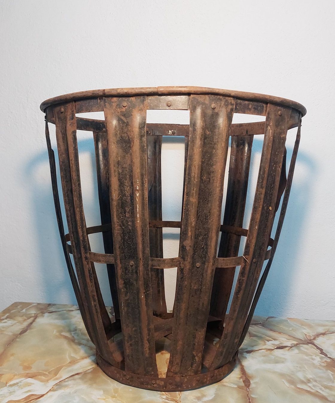 Altro in Antiquarato & Arte: Metallkorb von Schnapsbrennerei – Usato da Siblingen venduto da rantiques 3
