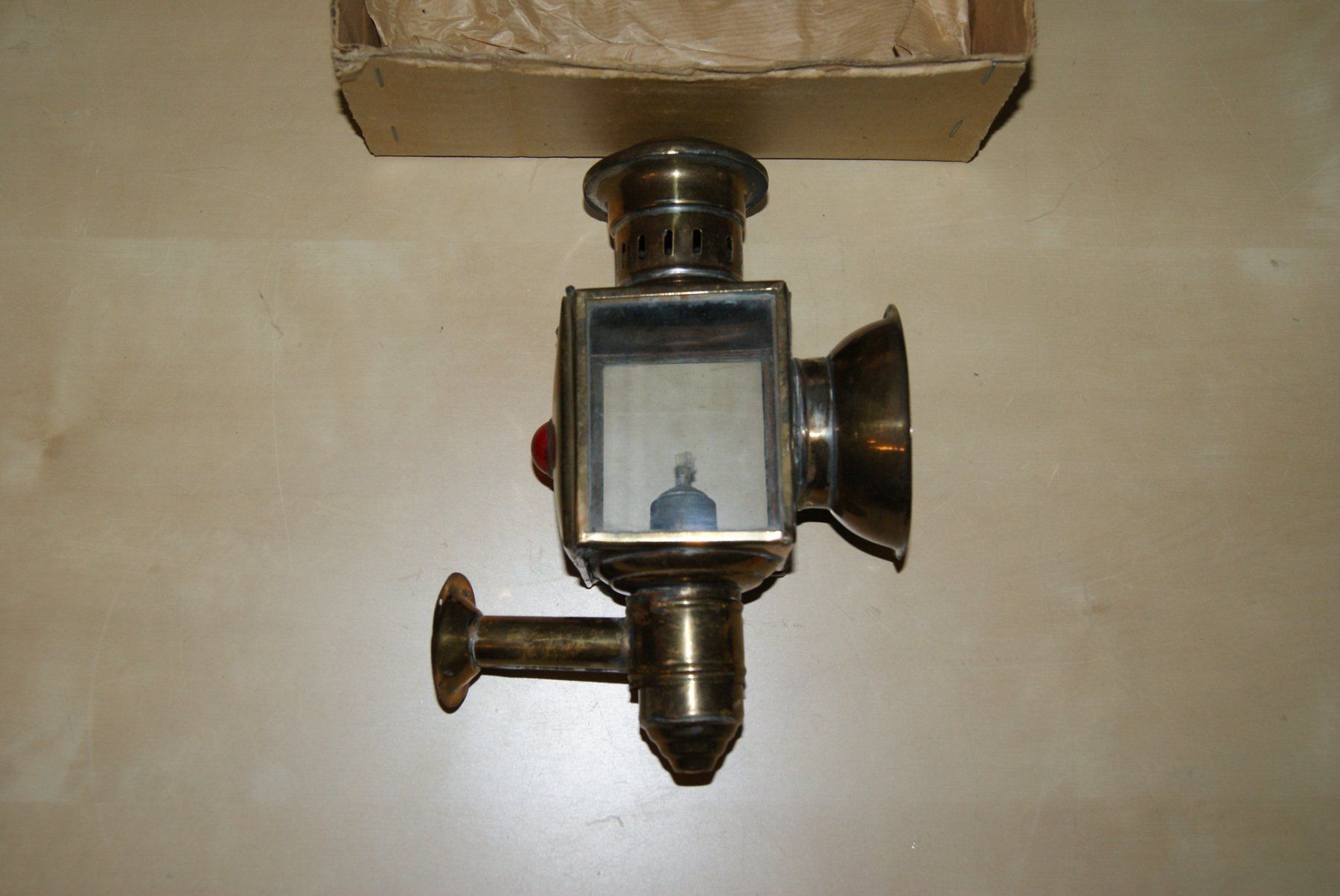 Lampade: Antike Lampe / Kutschenlampe / Wagenlampe – Usato da Zürich venduto da Widi1