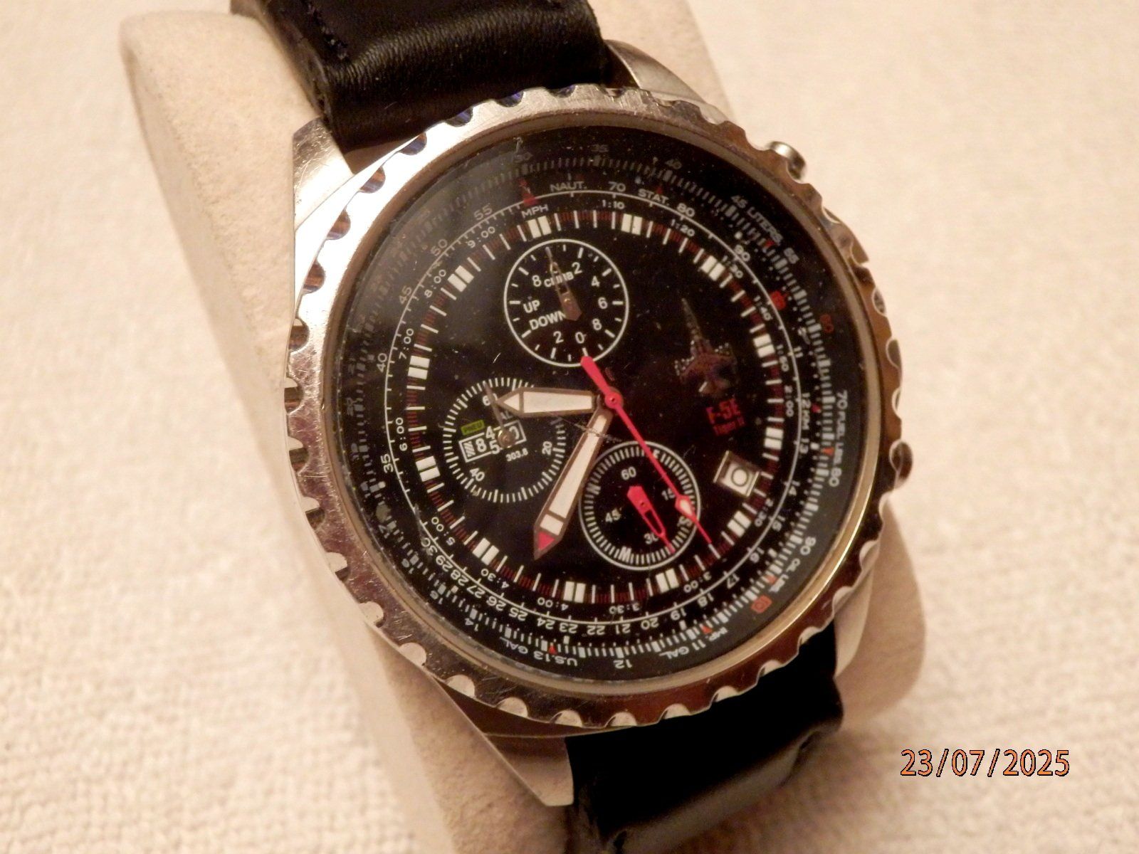 Swiss Orologi: F-5E Tiger II, Kampfjetuhr, Quartz, Datum, Chronograph, 46mm – Usato da Ueberstorf venduto da dinbau