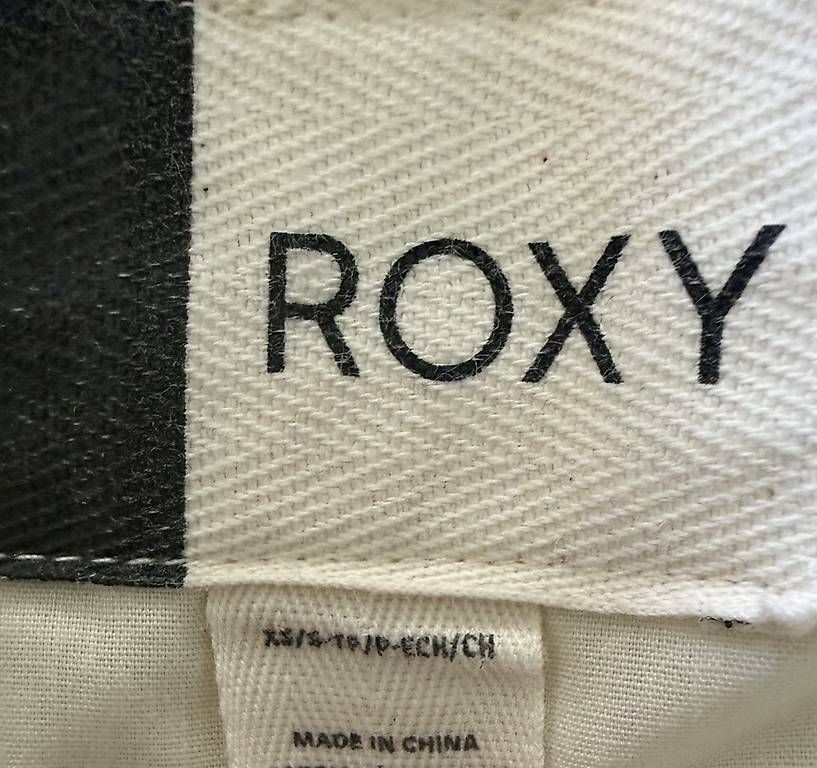 Roxy Cappotti: Roxy Mantel – Usato da Stansstad venduto da spasibo 1