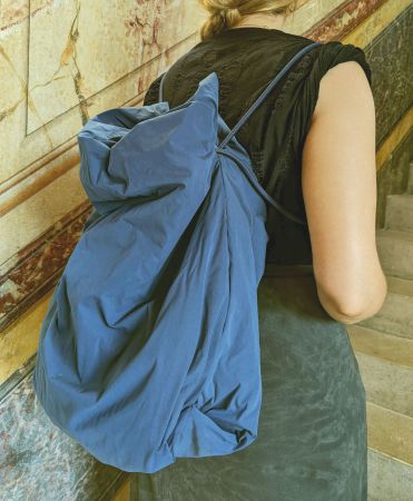 COS : Grand sac « duvet » bleu-gris, NEUF !