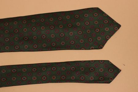 Vintage PIERRE CARDIN silk tie