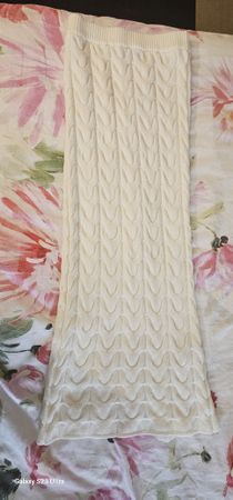 Jupe d'hiver Bershka taille XS, couleur crème, très bon état