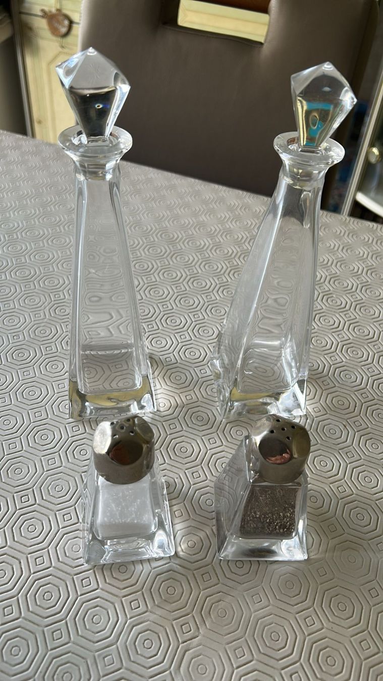 Altro in Stoviglie & Bicchieri: Set sale-pepe-olio-aceto – Usato da Melano venduto da H-Sara