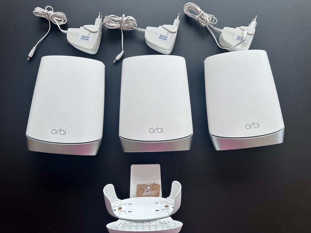 Netgear Mesh Router und zwei Satelliten 750er Series (Gebraucht) in ...