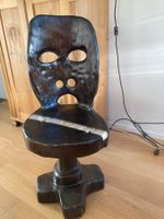 Afrikanischer Stuhl (Massivholz)