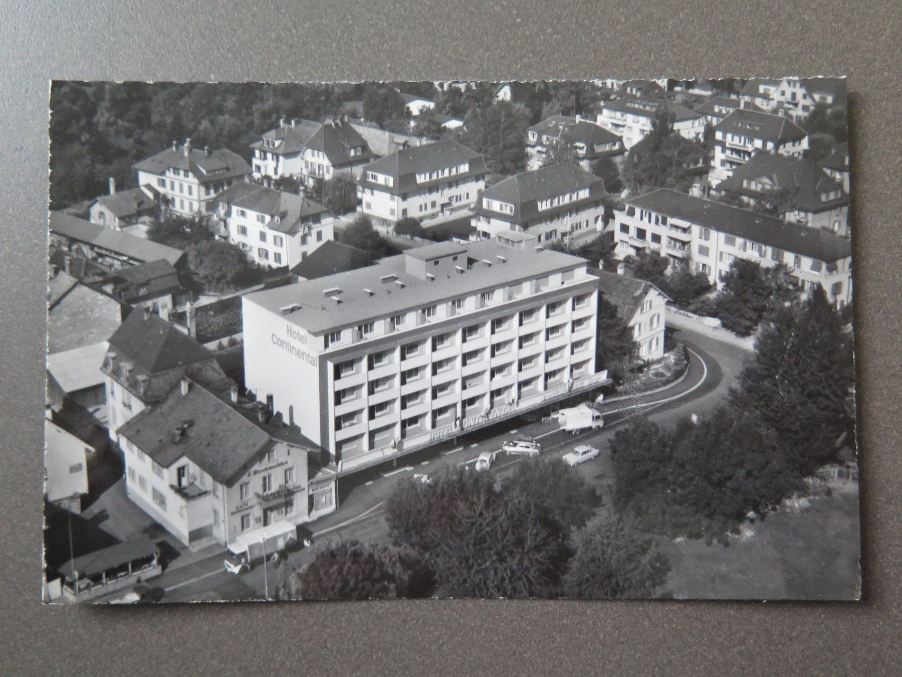 Cartoline postali: BIEL/BIENNE - HOTEL CONTINENTAL – Usato da Wittenbach venduto da lipasal