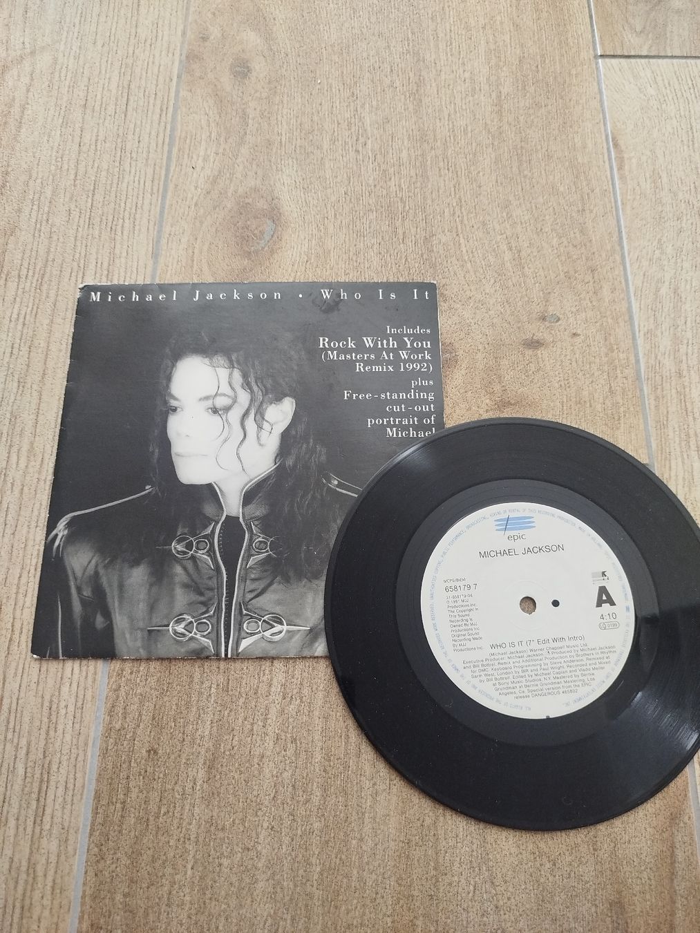 Dischi in vinile: 4 disques vinyle Michaël Jackson  – Usato da Genève venduto da Octo-puces 4