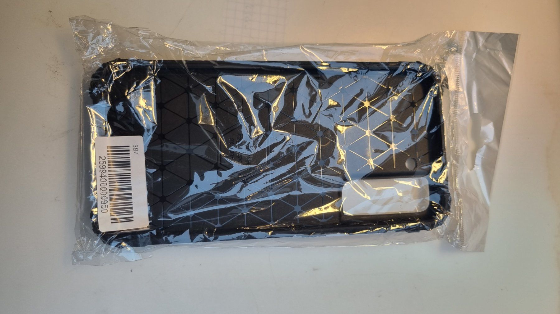 Samsung Cover & Protezioni schermo: Samsung Galaxy S21 FE 5G Hardcase – Nuovo e nell'imballaggio originale da Fürigen venduto da Bucheli59 5