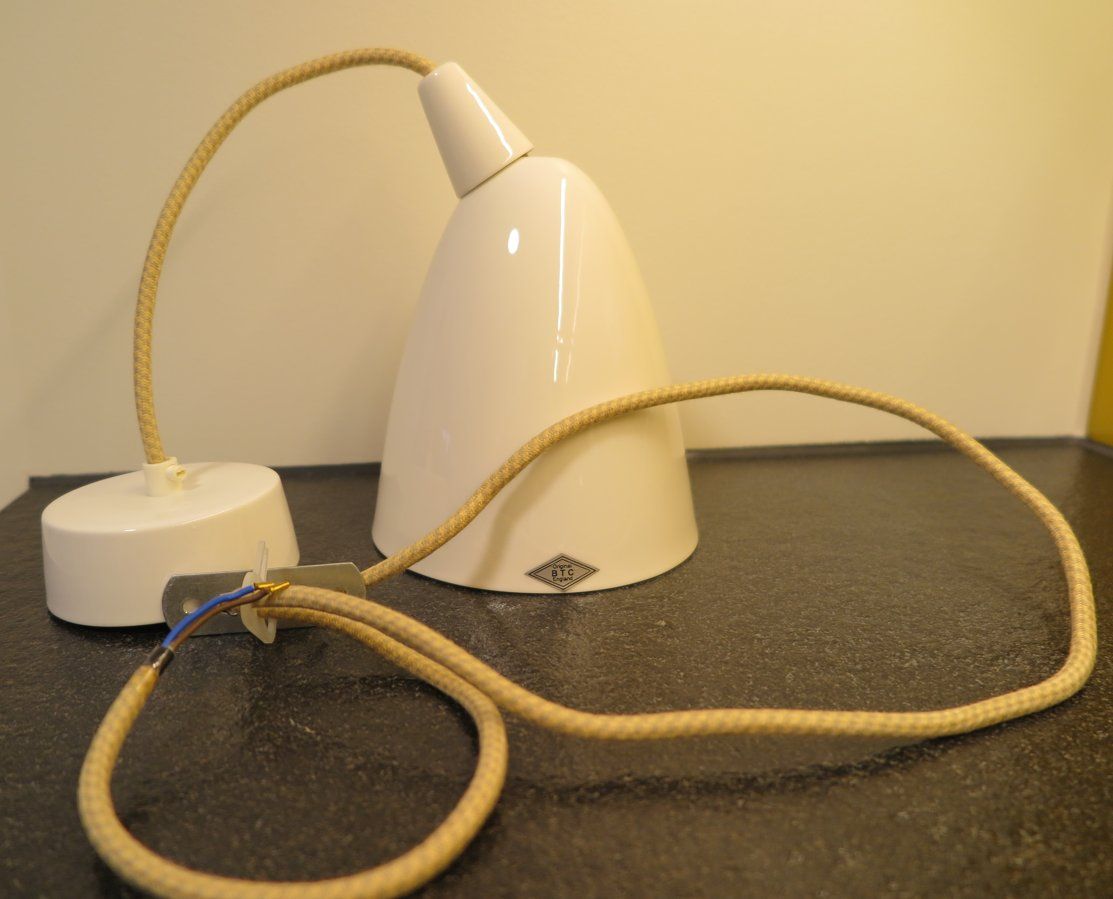 Lustres & lampes de plafonds: Pendelleuchte BTC, made in England – D'occasion à Dotzigen par ricardo37