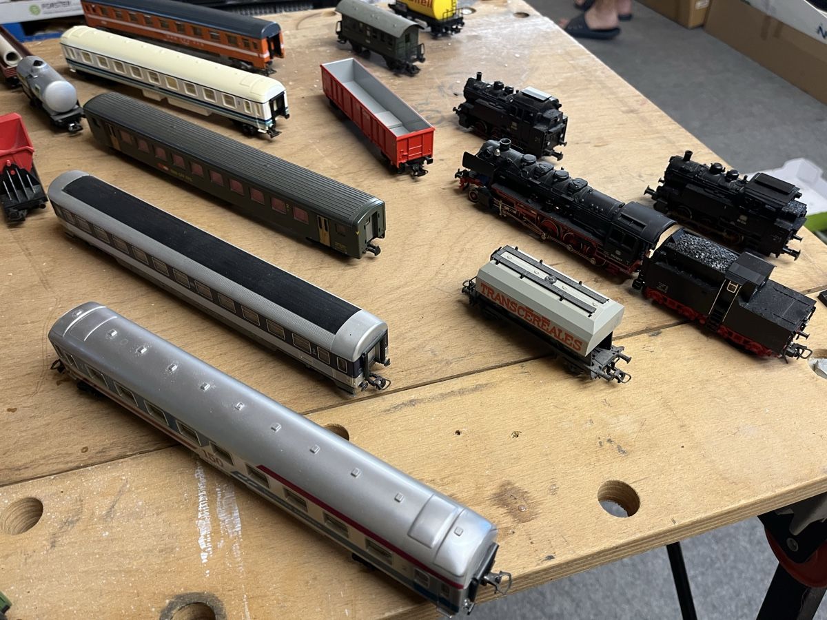 Giocattoli: Modelleisenbahn Waggons und Loks – Usato da dagmersellen venduto da Farbregen 2