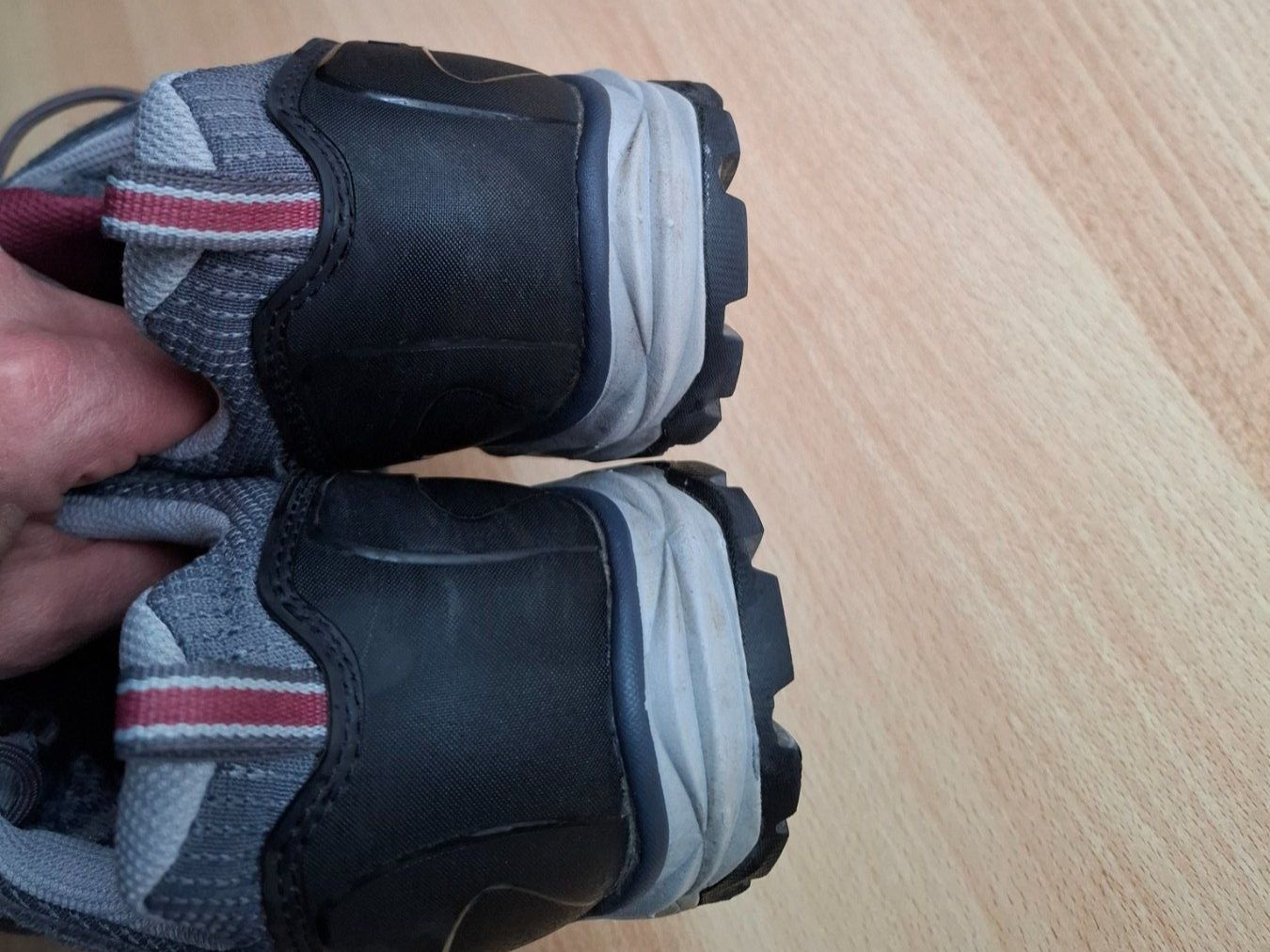 Meindl Scarpe da donna: Meindl Trekkingschuh Damen Grösse 39,5 – Usato da Kottwil venduto da buergisser_p 3