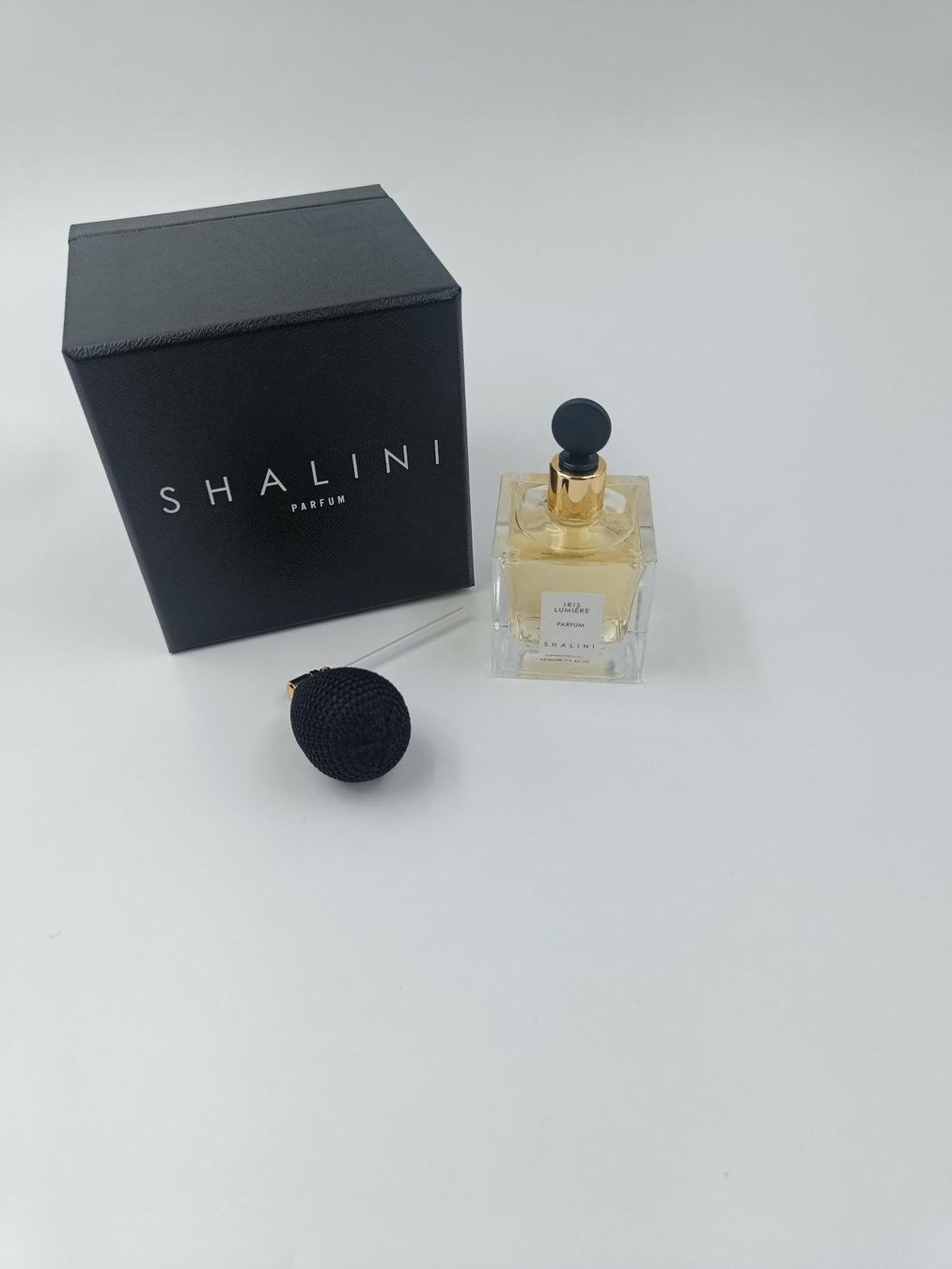 Profumi & Eau de Toilette: SHALINI EAU DE PARFUM " IRIS LUMIÈRE ",  50ML – Nuovo e nell'imballaggio originale da Luzern venduto da EdiGem