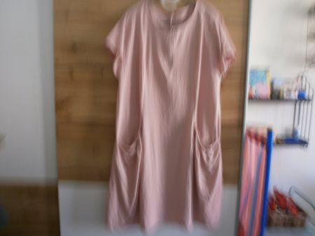 Kleid rosa kurzarm mit Taschen Grösse X L