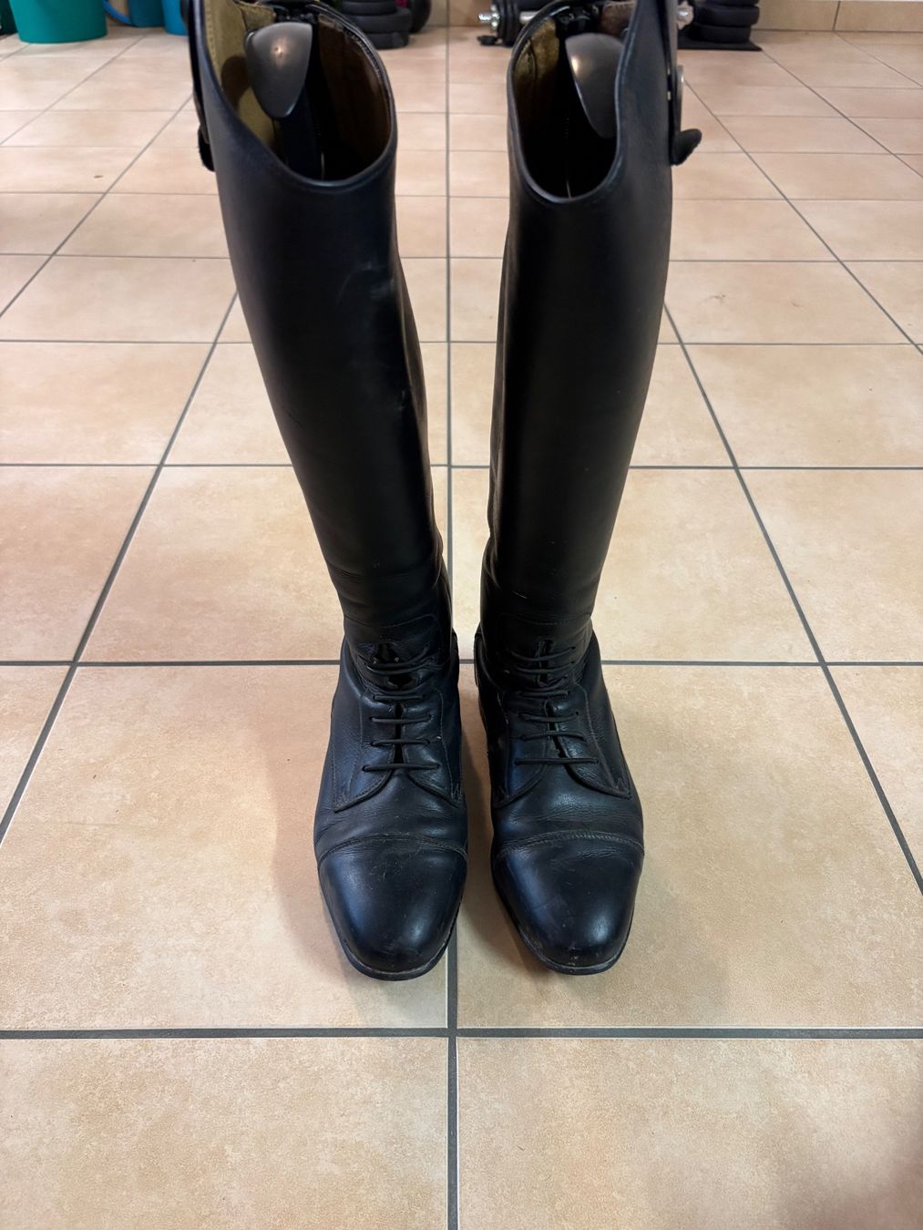 Scarpe da donna: Reitstiefel Cavallo – Nuovo (secondo la descrizione) da Brütten venduto da dar_l7n9 1