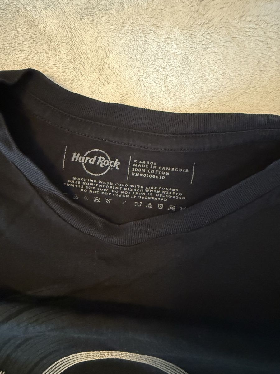 Hard Rock Cafe T-shirts: Hard Rock Shirt Berlin – D'occasion à Steffisburg par laura_bazinga 1