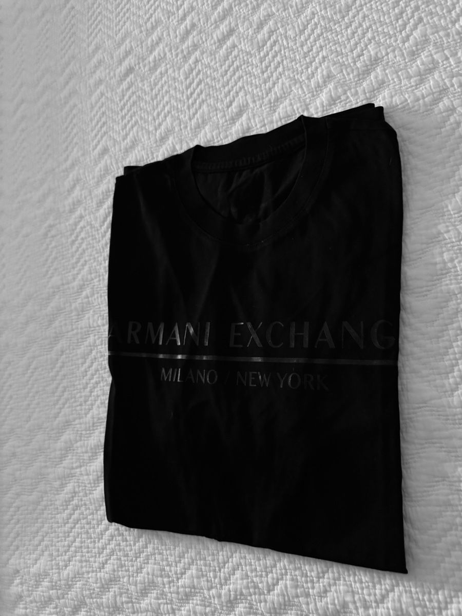 Armani T-Shirts: Armani - Cotton T-Shirt - S regular – Gebraucht aus Collonge-Bellerive von alejan_0984