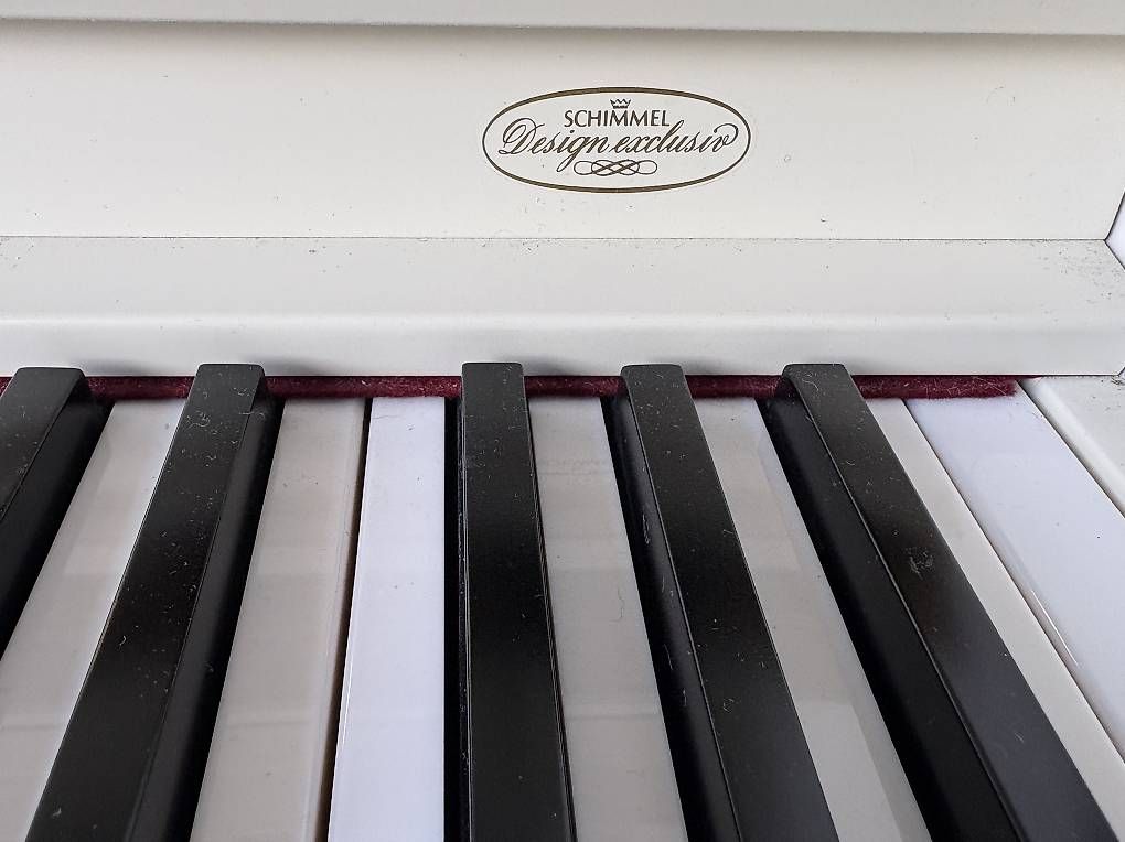 Strumenti musicali: Klavier "Schimmel", mit Ledersitz – Usato da Hochfelden venduto da Carla73 2