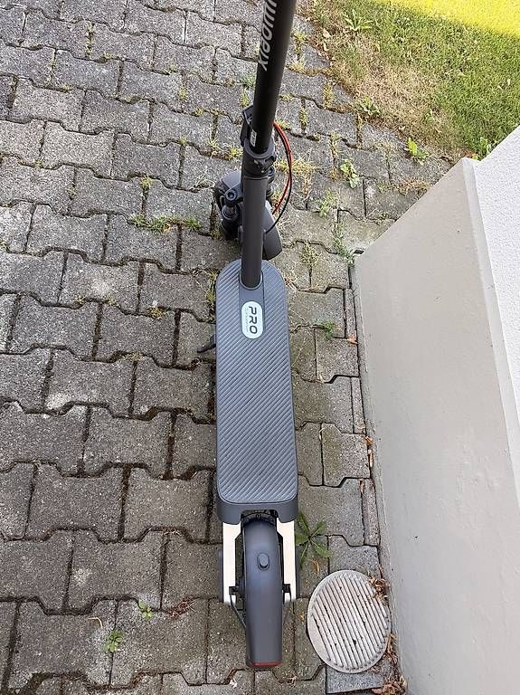 Scooters: Xiaomi Elektroscooter 5 Pro CH – D'occasion à Oberstammheim par riis_sz 1