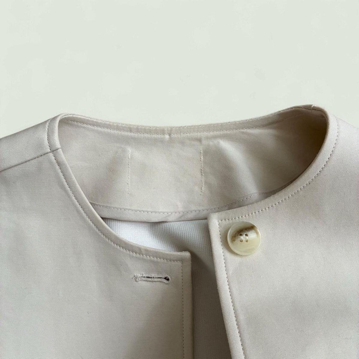 Jacken: collarless structured jacket | cream – Gebraucht aus Zürich von h_studio_edit 2