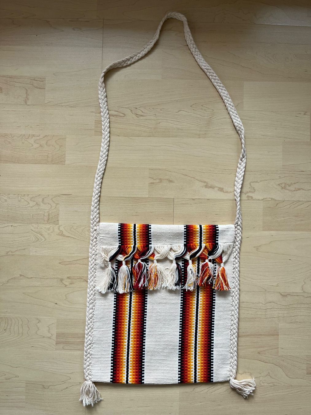 Borse da donna: Handgemachte Ethno-Tasche mit Fransen, Boho-Style – Usato da Zürich venduto da Gurkis