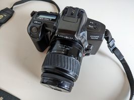 Minolta Dynax 303si inkl. 2 Objective + Fototasche.