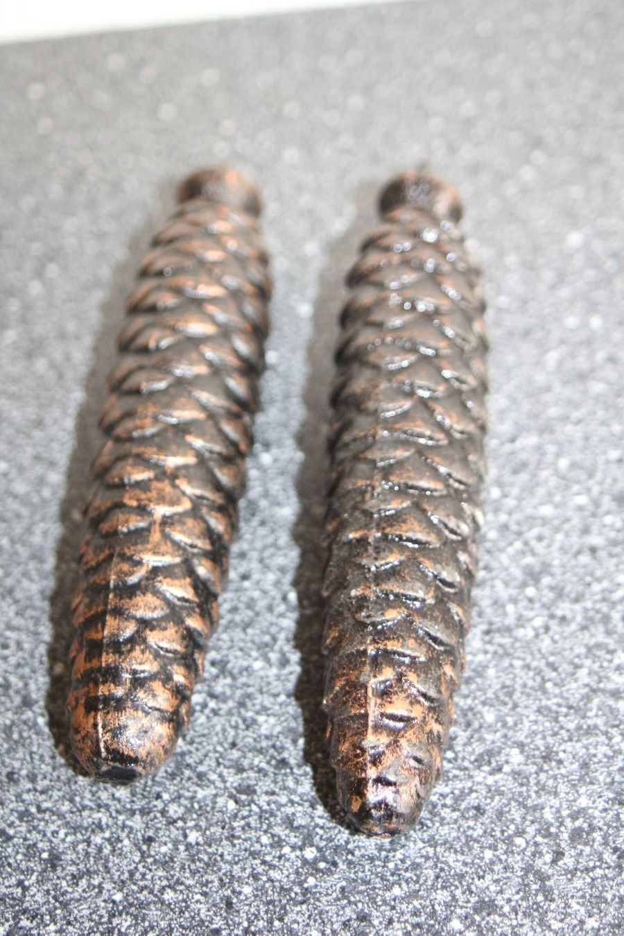 Orologi da terra & Orologi da parete: Wanduhr Gewichte-Tannzapfen – Usato da Benglen venduto da polli77 1
