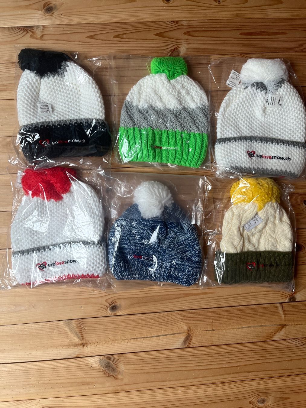 Sonstige Kleidung & Accessoires: Mütze Raiffeisen/ Swissski – Neu und originalverpackt aus Bärschwil von yamaha022 1